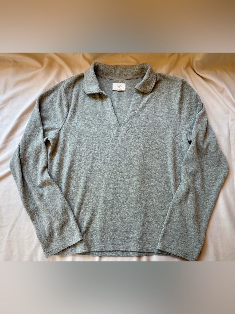 Thread & Supply Light Green Open Collar Long Sleeve Knit Shirt